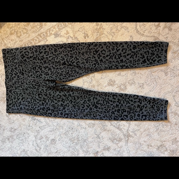 ELATION ULTRA HIGH RISE TIGHT - Picture 2 of 4